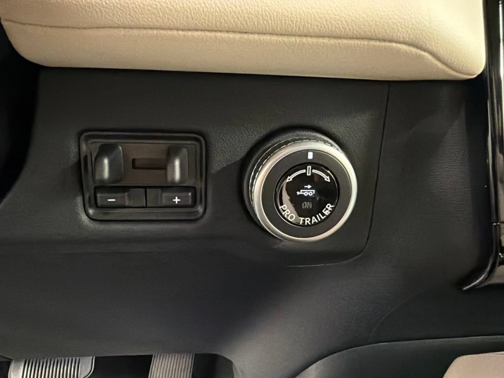 New 2027 Lincoln Navigator Reserve AWD/4WD image 19