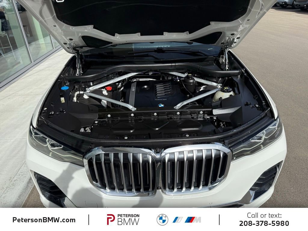 Used 2021 BMW X7 xDrive40i w/ Cold Weather Package image 8