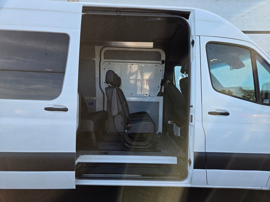 Used 2020 Mercedes-Benz Sprinter 3500 image 13