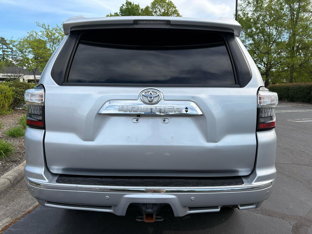 Used 2018 Toyota 4Runner Limited AWD/4WD image 8
