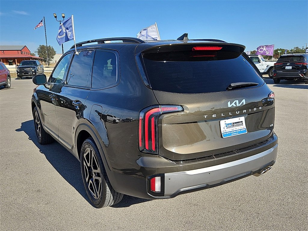 Used 2023 Kia Telluride EX X-Line image 4