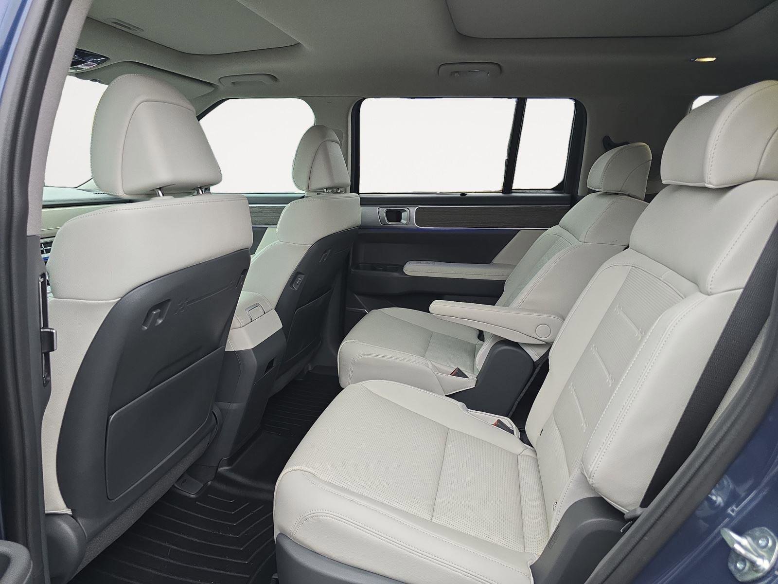 Certified 2026 Hyundai Santa Fe Limited image 19