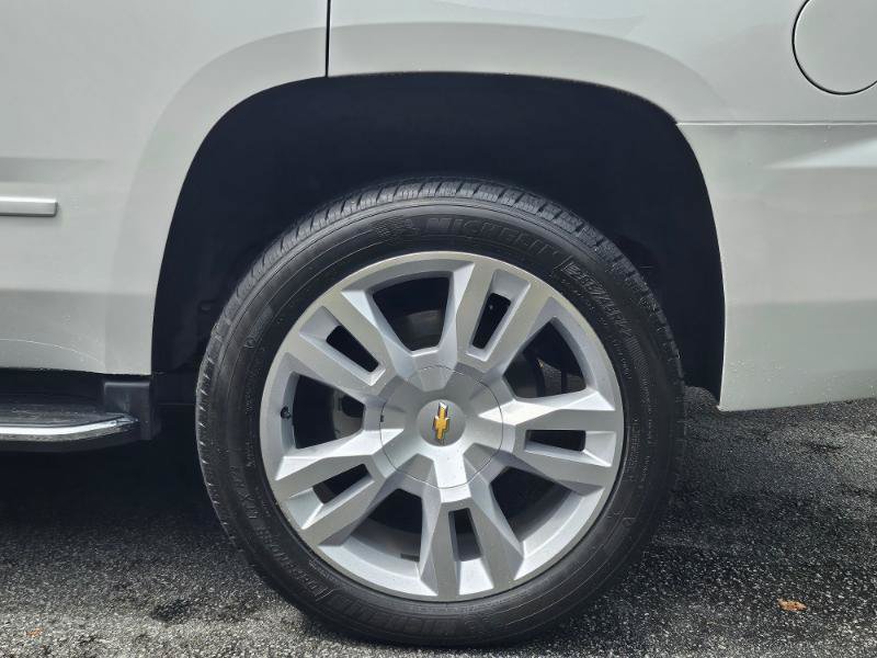 Used 2019 Chevrolet Tahoe Premier AWD/4WD image 18