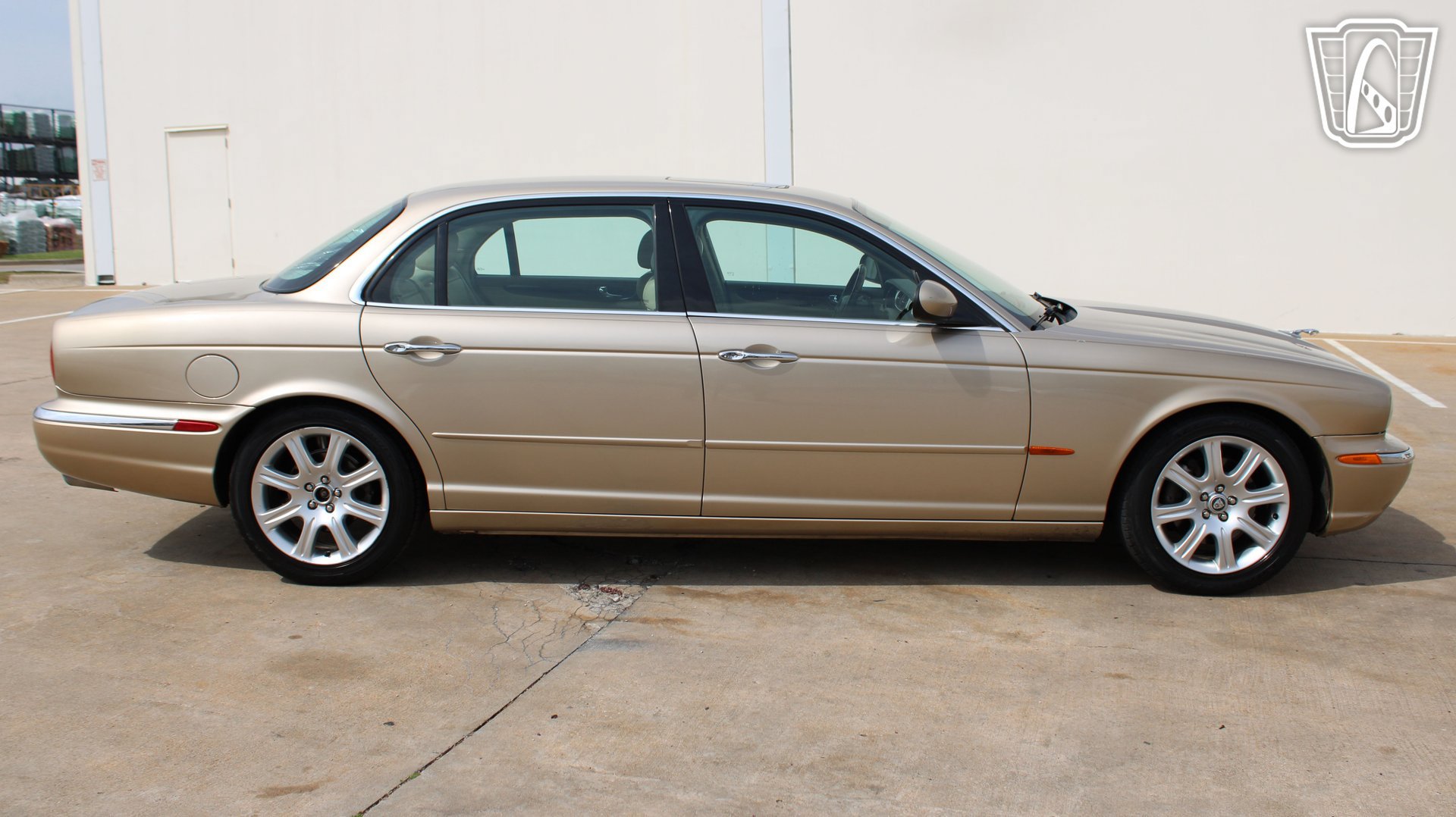 Used 2005 Jaguar XJ8 RWD image 31