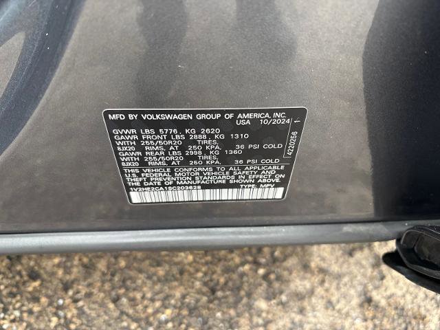 Used 2025 Volkswagen Atlas Cross Sport SE image 30