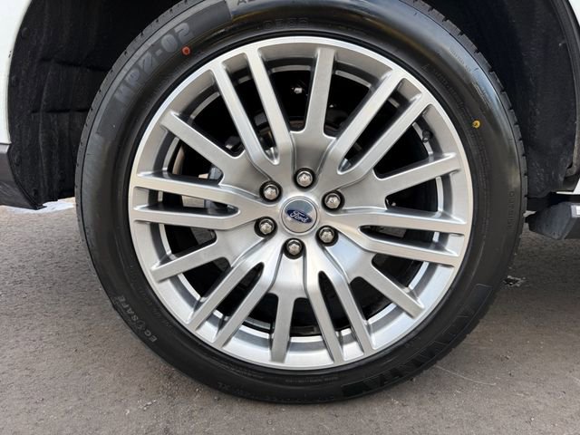 Used 2024 Ford Expedition Limited image 9