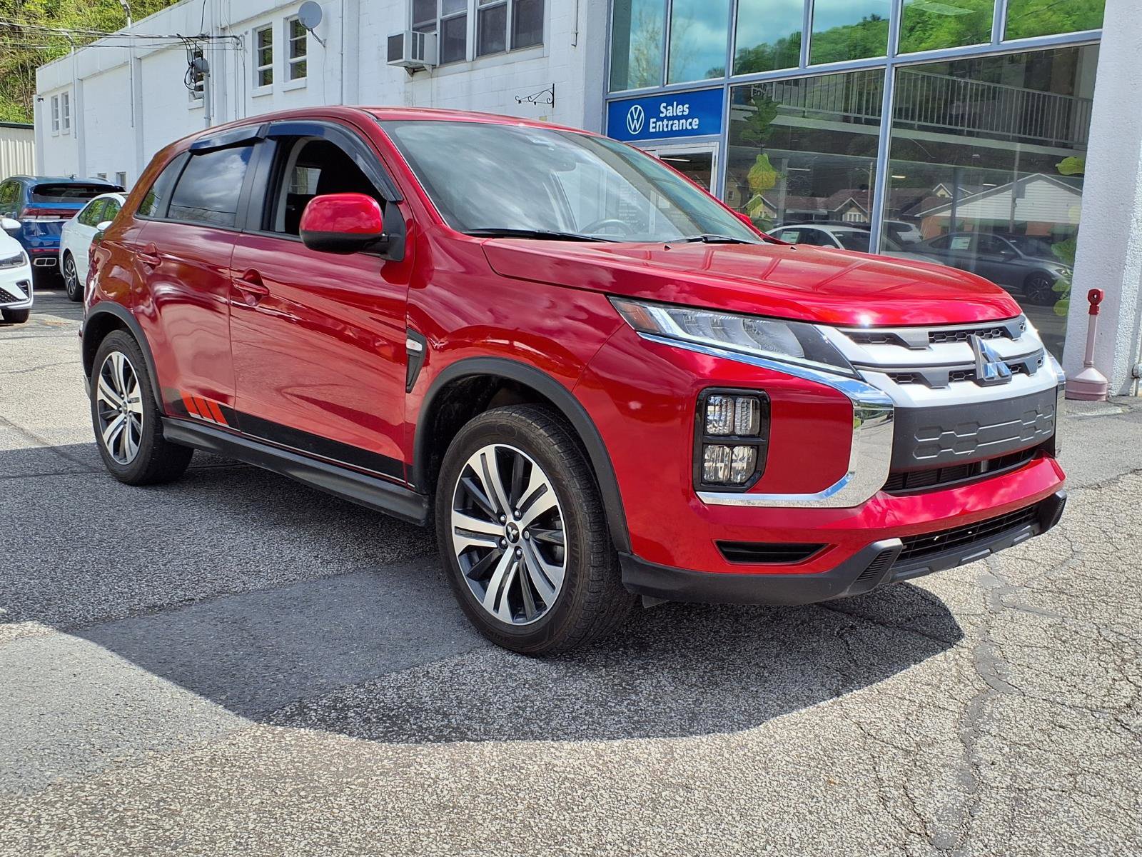 Used 2021 Mitsubishi Outlander Sport ES FWD image 2