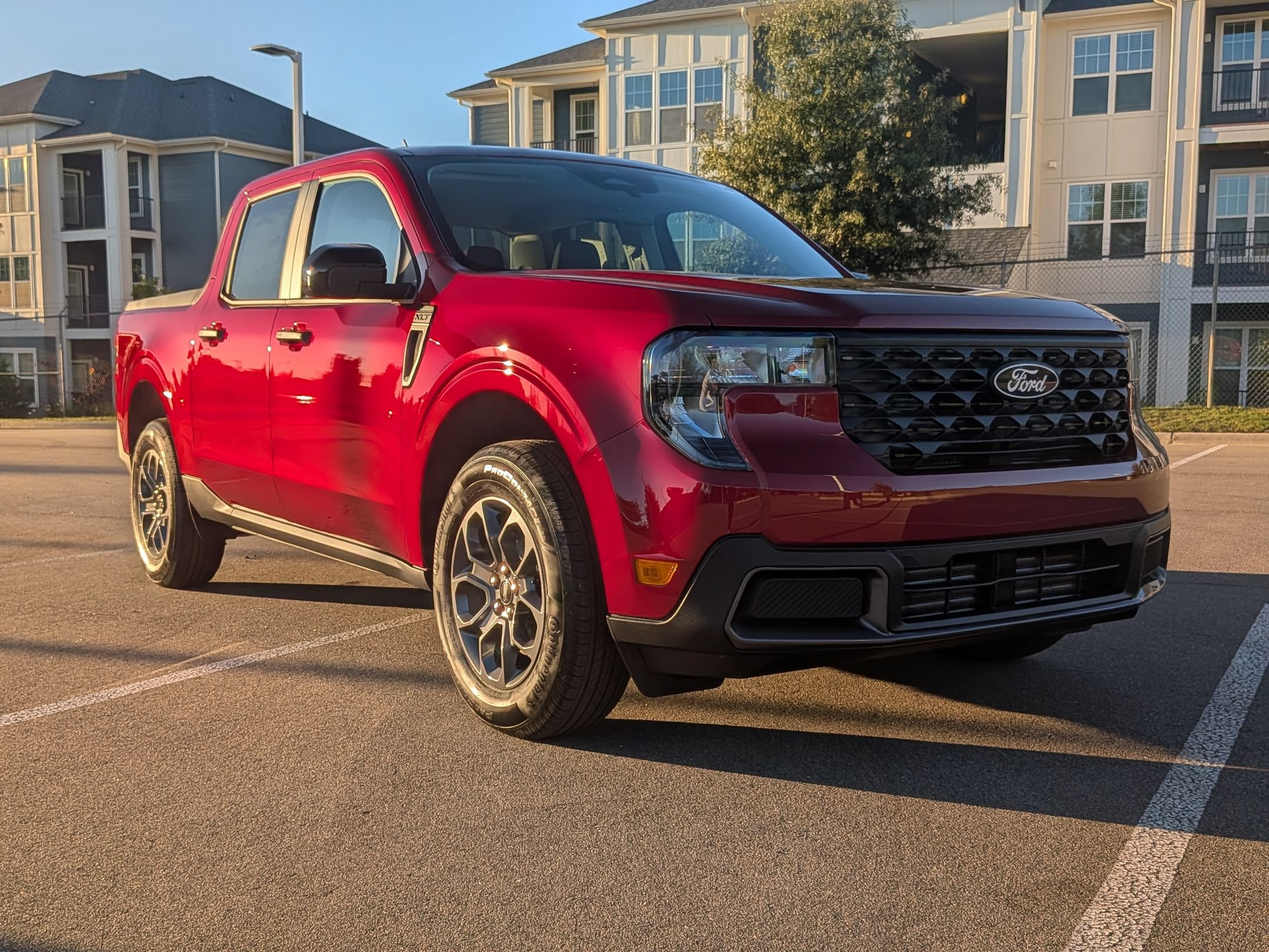 New 2026 Ford Maverick XLT w/ XLT Luxury Package FWD image 1