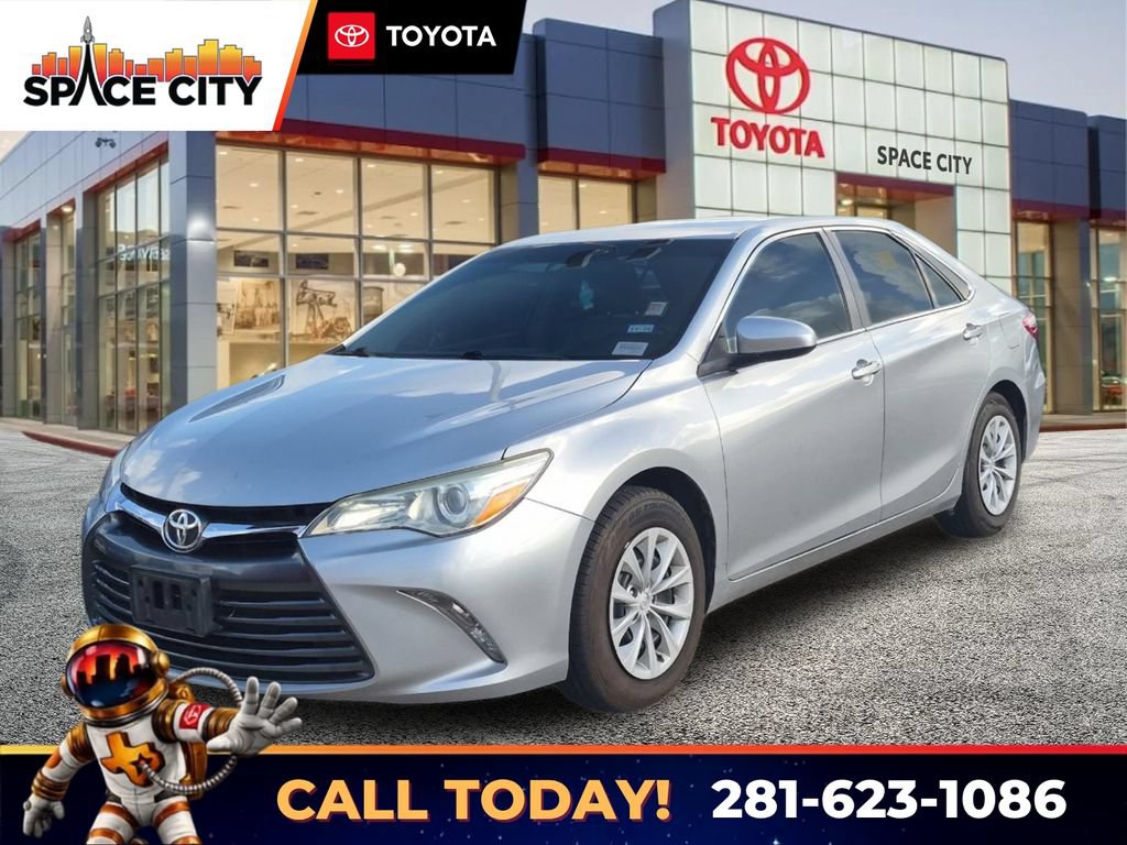 Used 2016 Toyota Camry LE