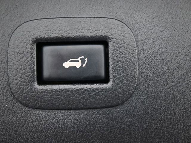 Used 2018 Nissan Armada Platinum w/ Captain Seat Package image 24