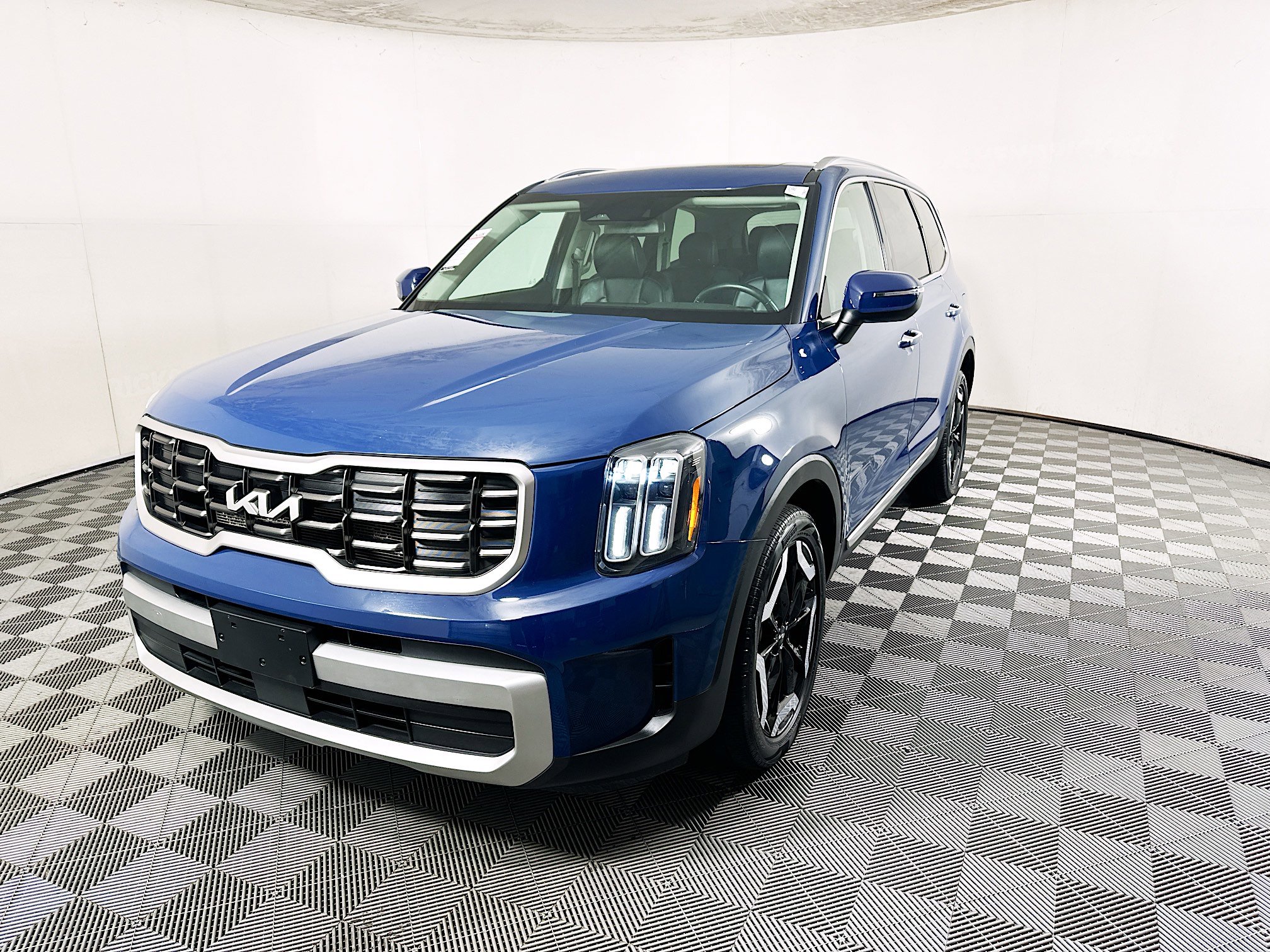 Used 2023 Kia Telluride S w/ S Sunroof Package AWD/4WD image 7