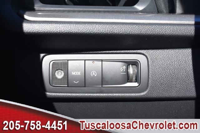New 2027 Chevrolet Traverse LT w/ Driver Confidence Package FWD image 35