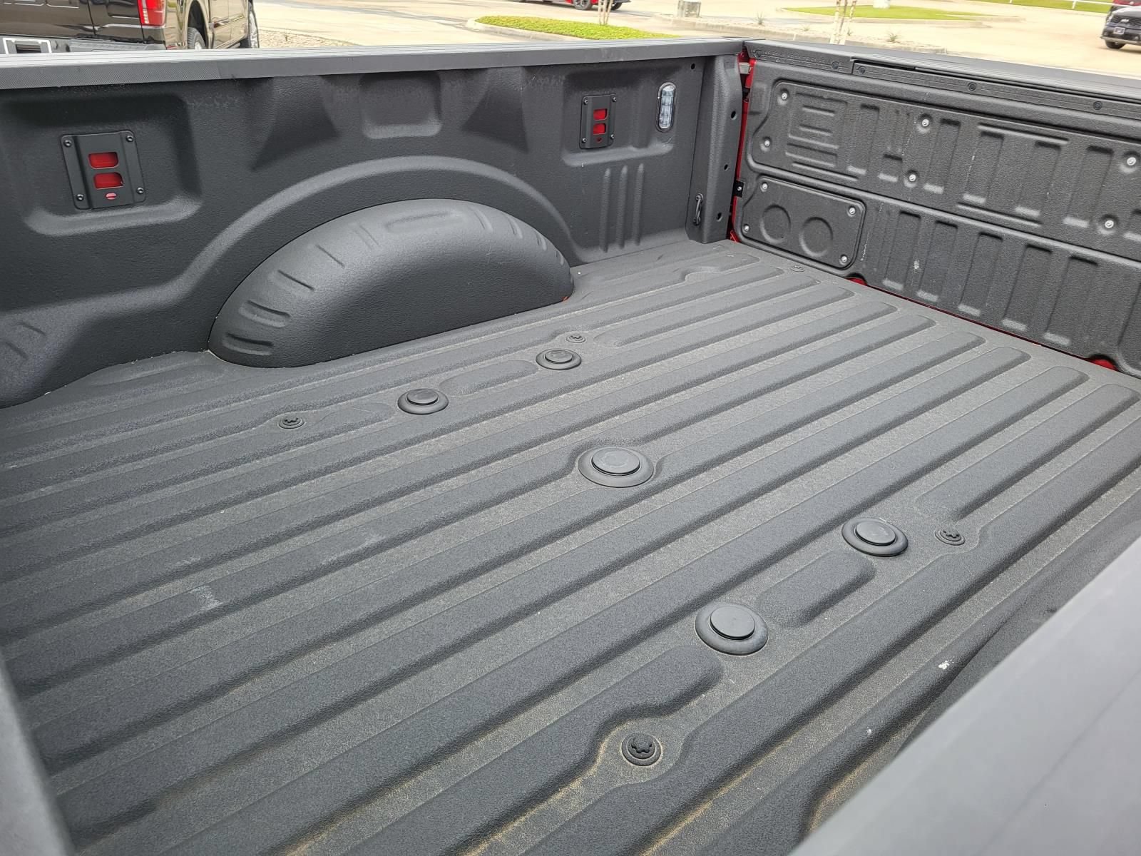 Used 2025 Ford F250 Lariat w/ Lariat Ultimate Package AWD/4WD image 10