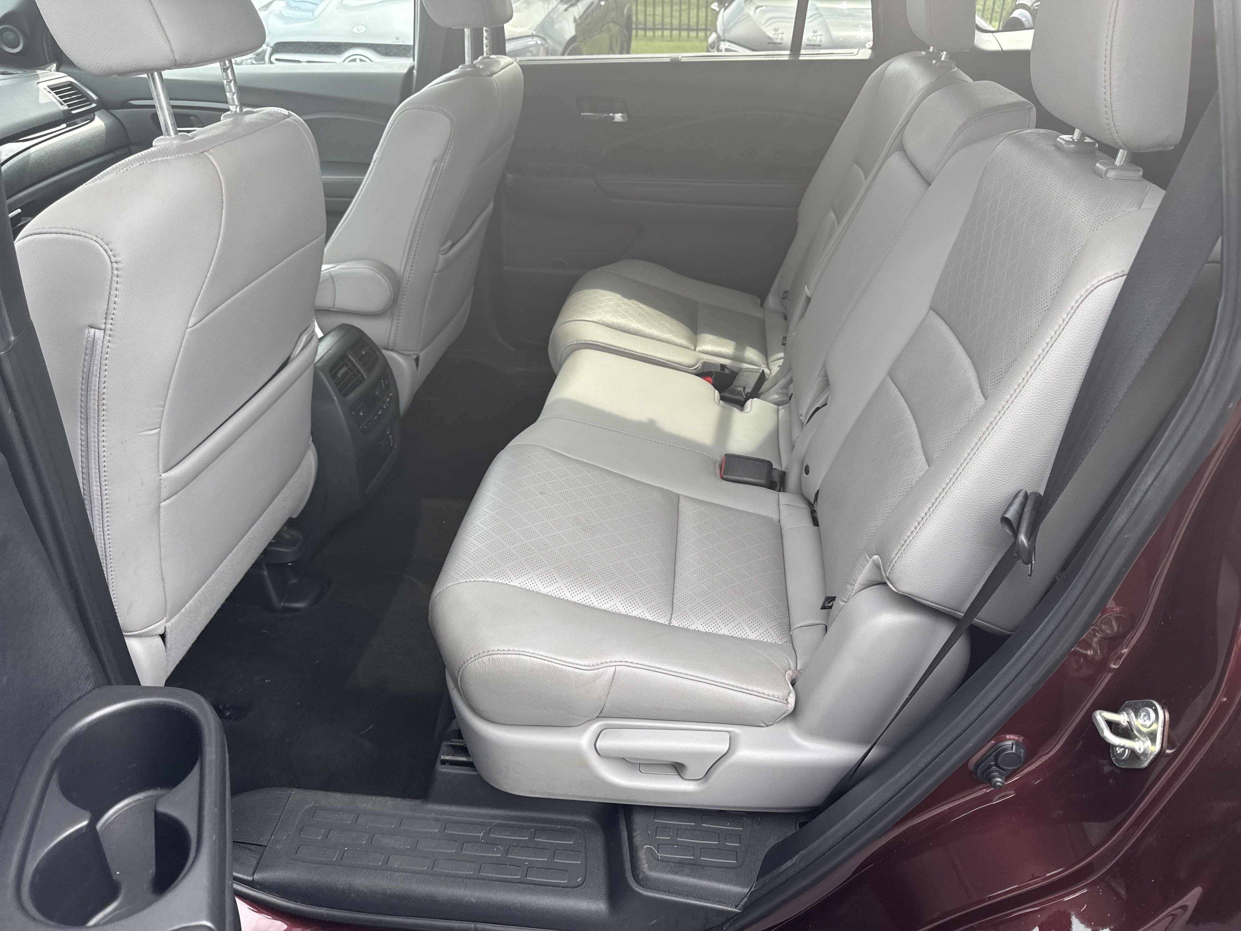 Used 2020 Honda Passport Touring image 32