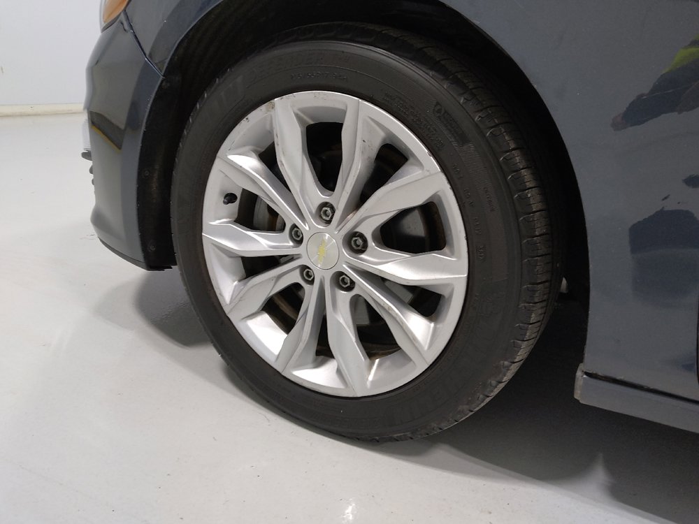 Used 2019 Chevrolet Malibu LT image 31