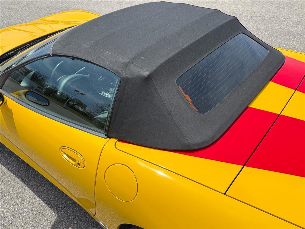 Used 2002 Chevrolet Corvette Convertible w/ Preferred Equipment Group2 image 12