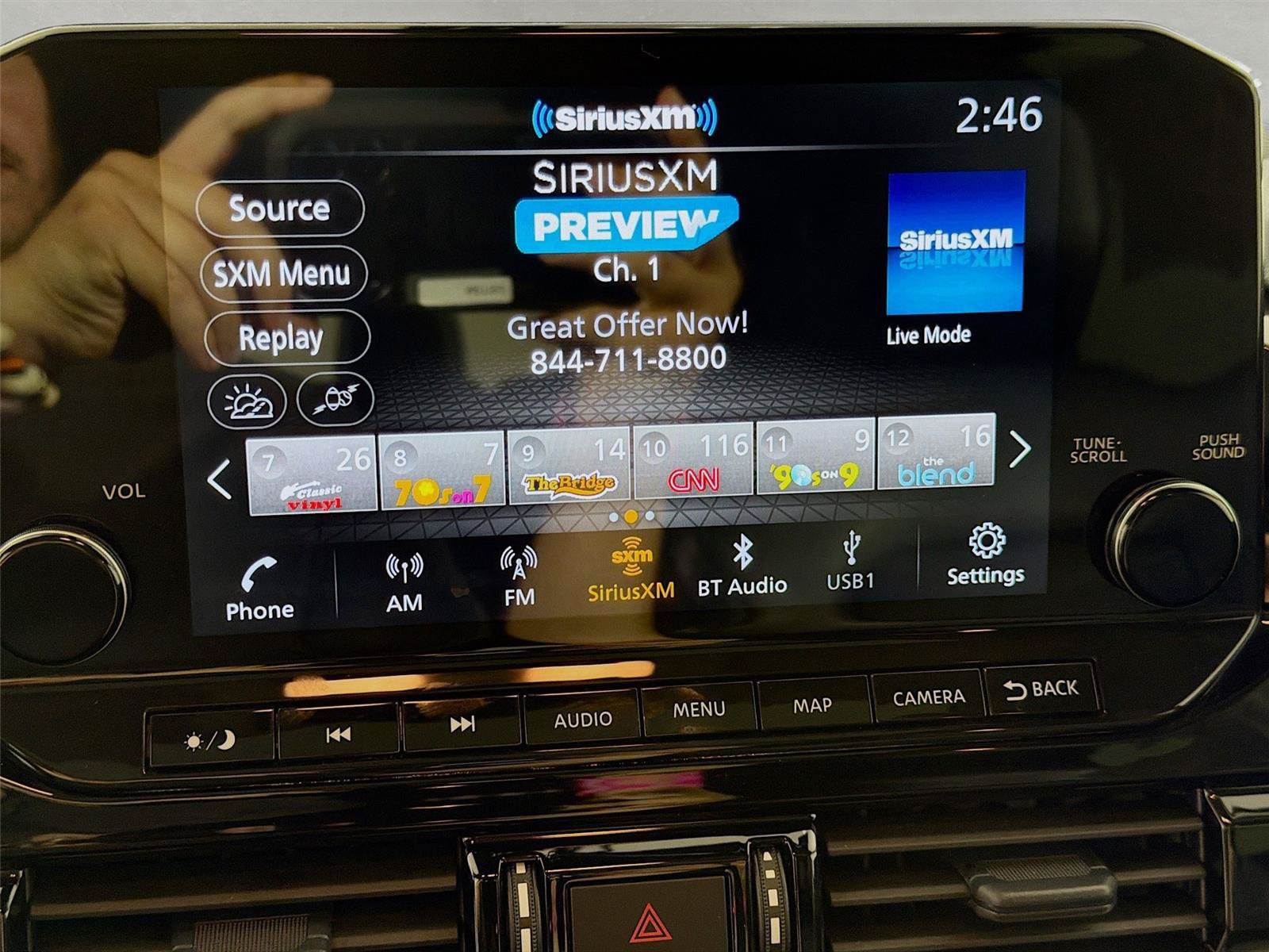 Used 2025 Nissan Pathfinder Platinum AWD/4WD image 19