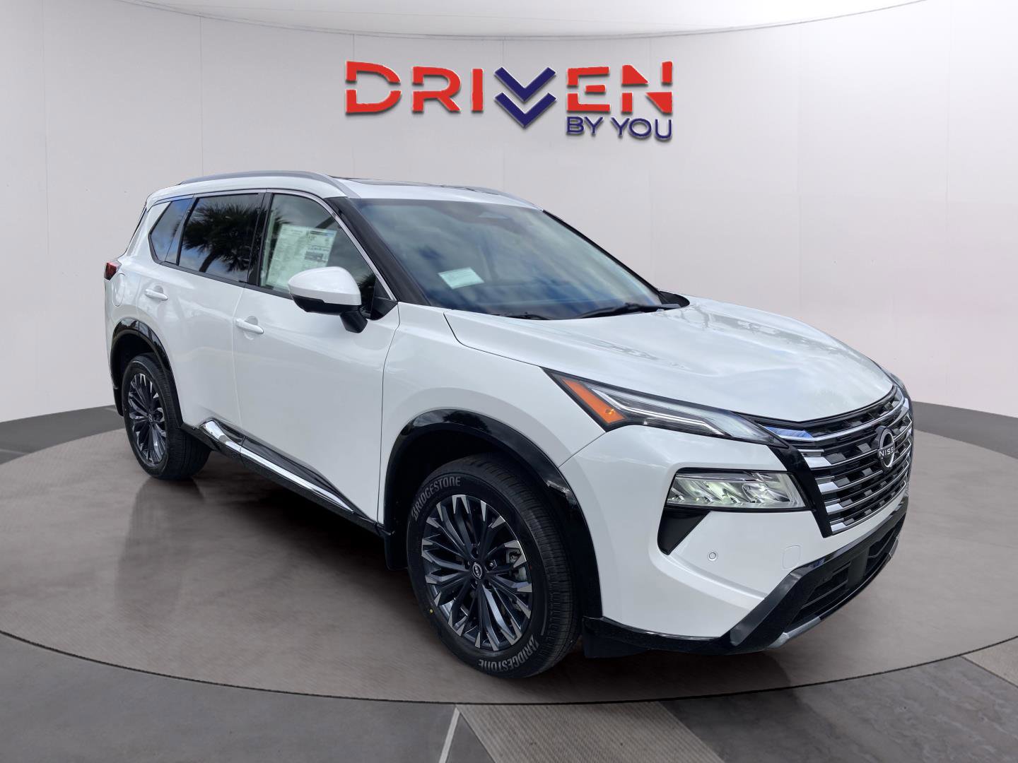 New 2026 Nissan Rogue Platinum w/ Tech Package image 8