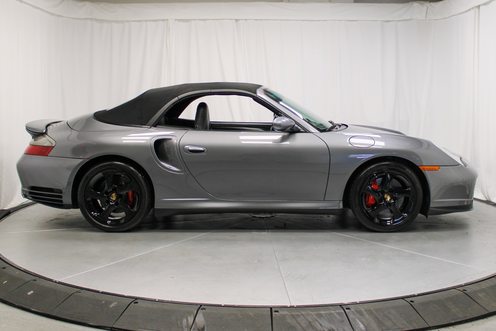 Used 2004 Porsche 911 Turbo image 10