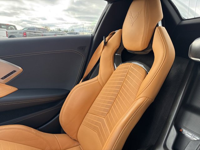 Used 2022 Chevrolet Corvette Stingray Preferred Conv w/ Z51 Performance Package RWD image 24