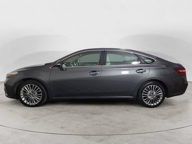 Used 2016 Toyota Avalon Limited FWD image 2