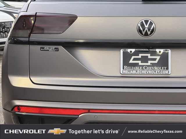 Used 2020 Volkswagen Atlas Cross Sport SEL R-Line AWD/4WD image 7