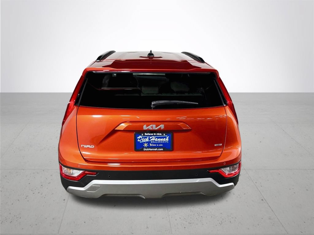 Certified 2023 Kia Niro EX FWD image 8
