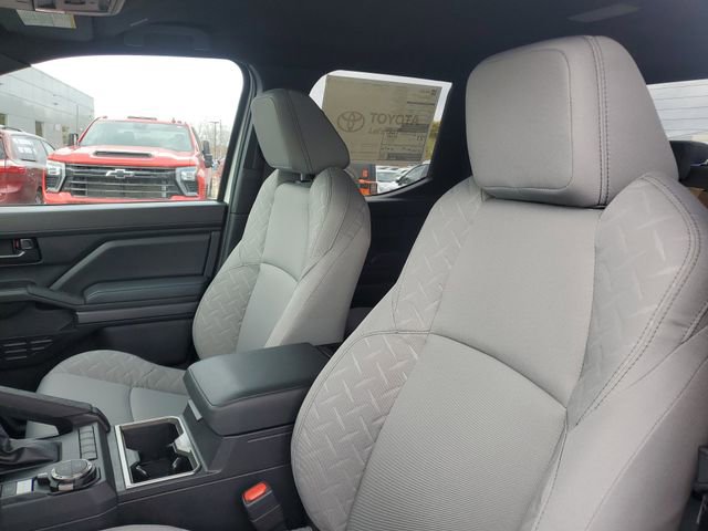 Used 2025 Toyota Tacoma SR5 image 11
