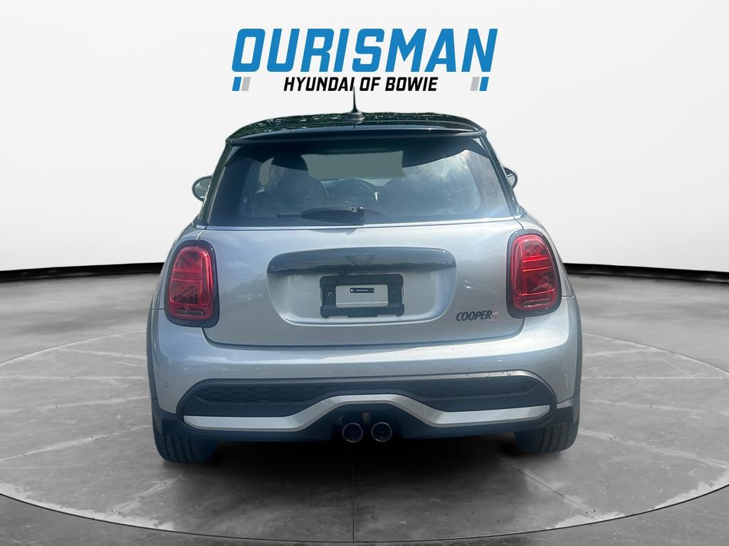 Used 2024 MINI Cooper S w/ Signature Upholstery Package FWD image 5