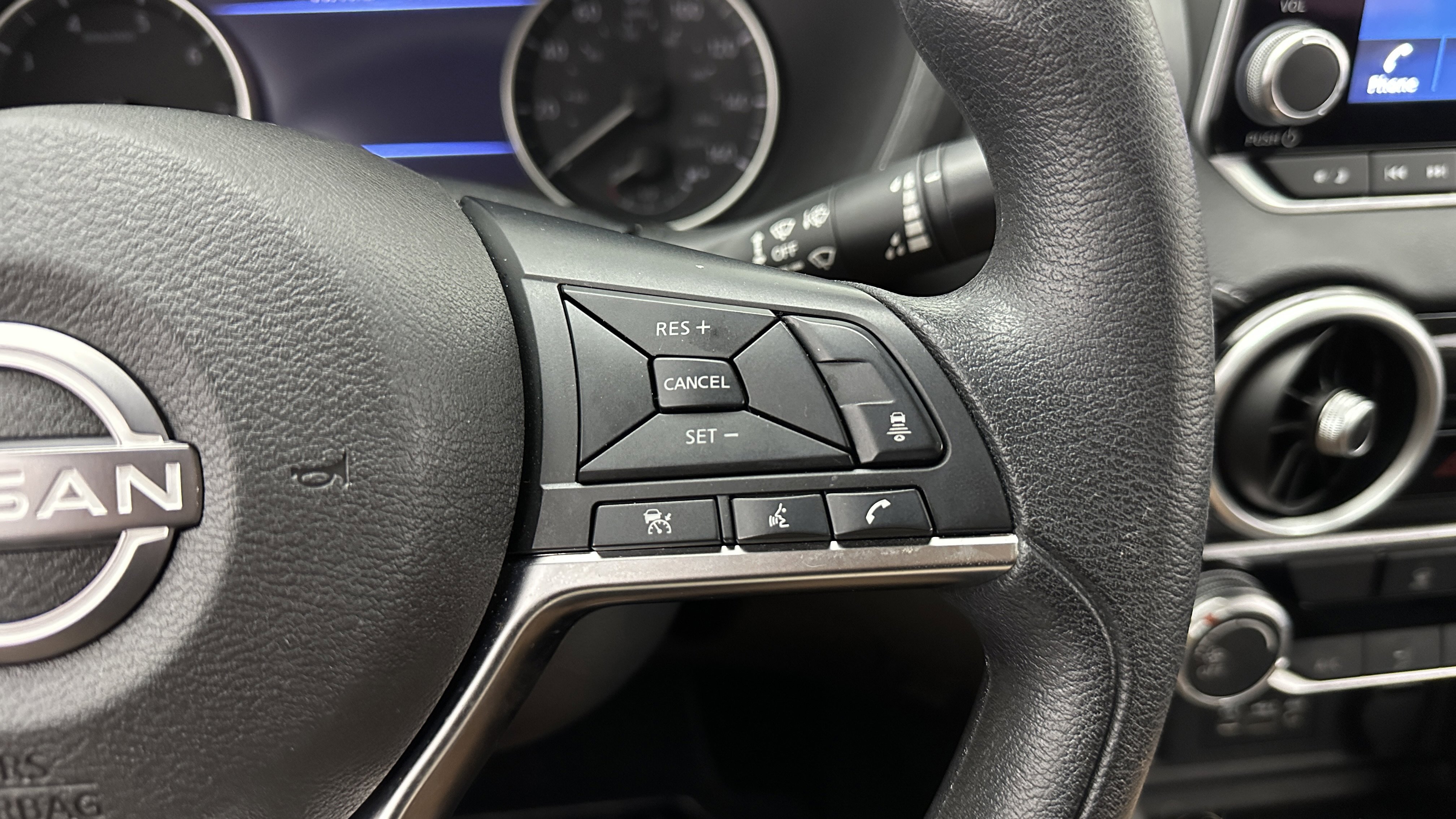 Used 2025 Nissan Sentra SV image 16