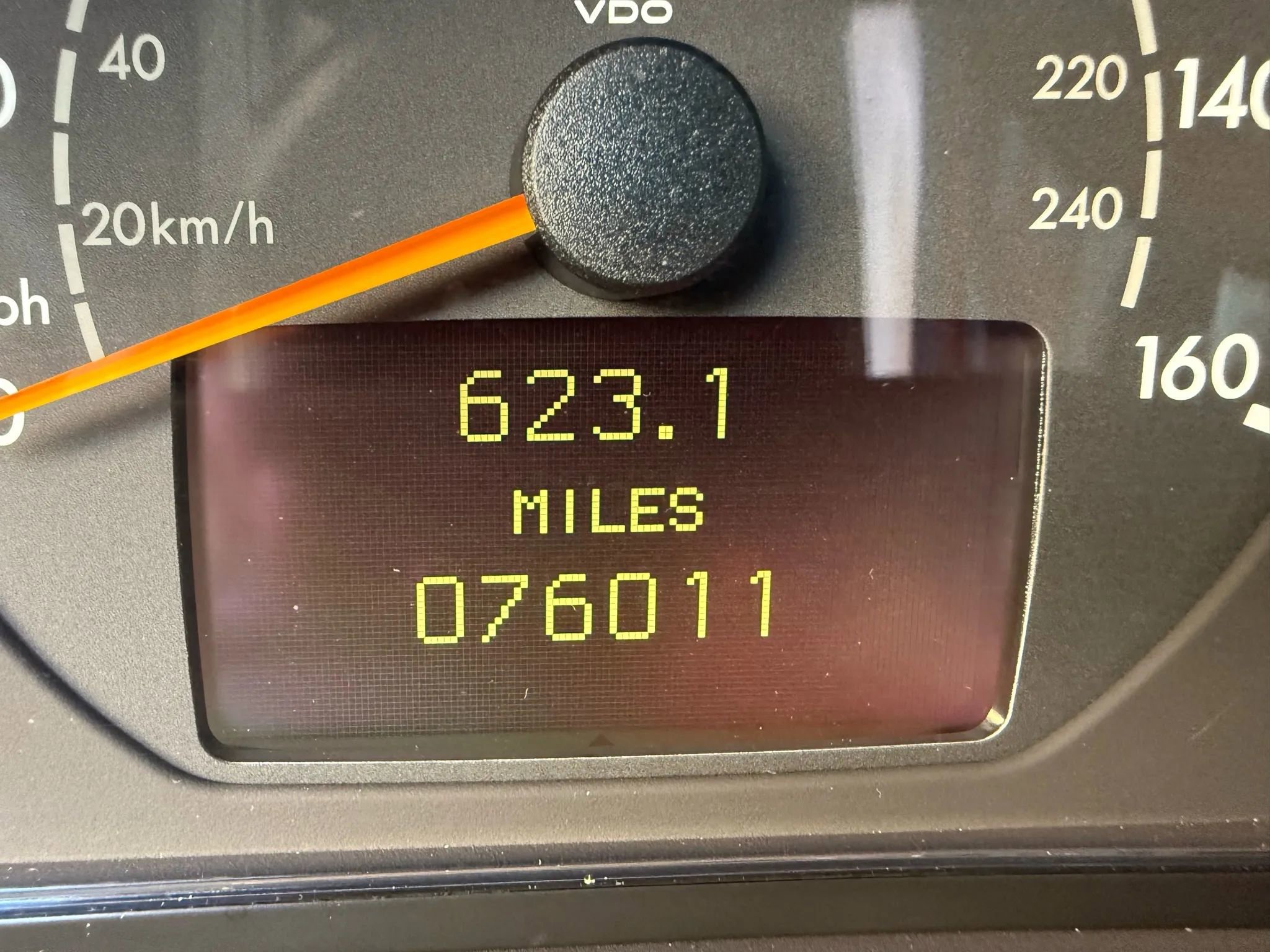 Used 2001 Mercedes-Benz E 320 Sedan image 15