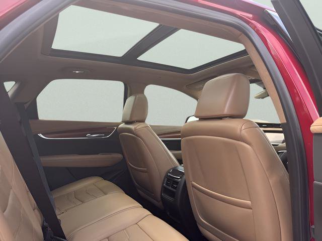 Used 2019 Cadillac XT5 Platinum AWD/4WD image 8