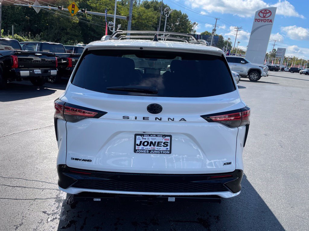 New 2026 Toyota Sienna XSE AWD/4WD image 6