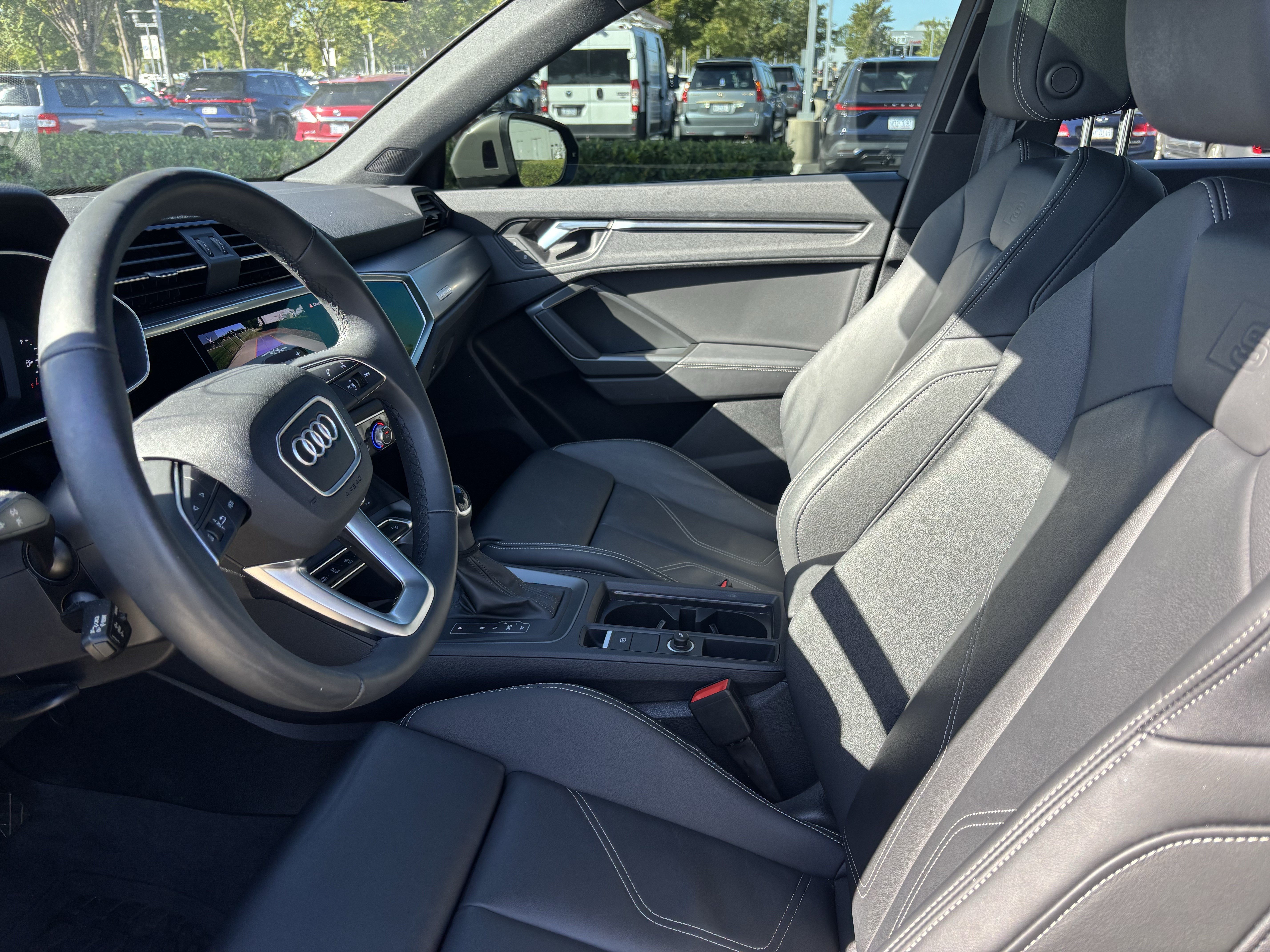 Used 2025 Audi Q3 2.0T Premium AWD/4WD image 17