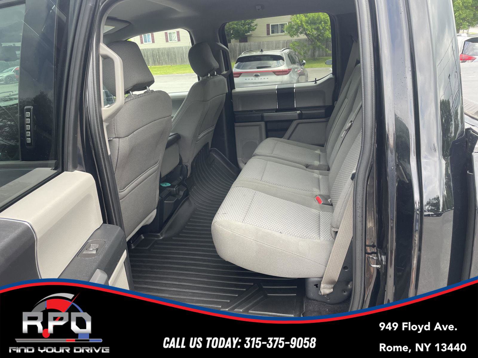 Used 2017 Ford F150 XLT image 13