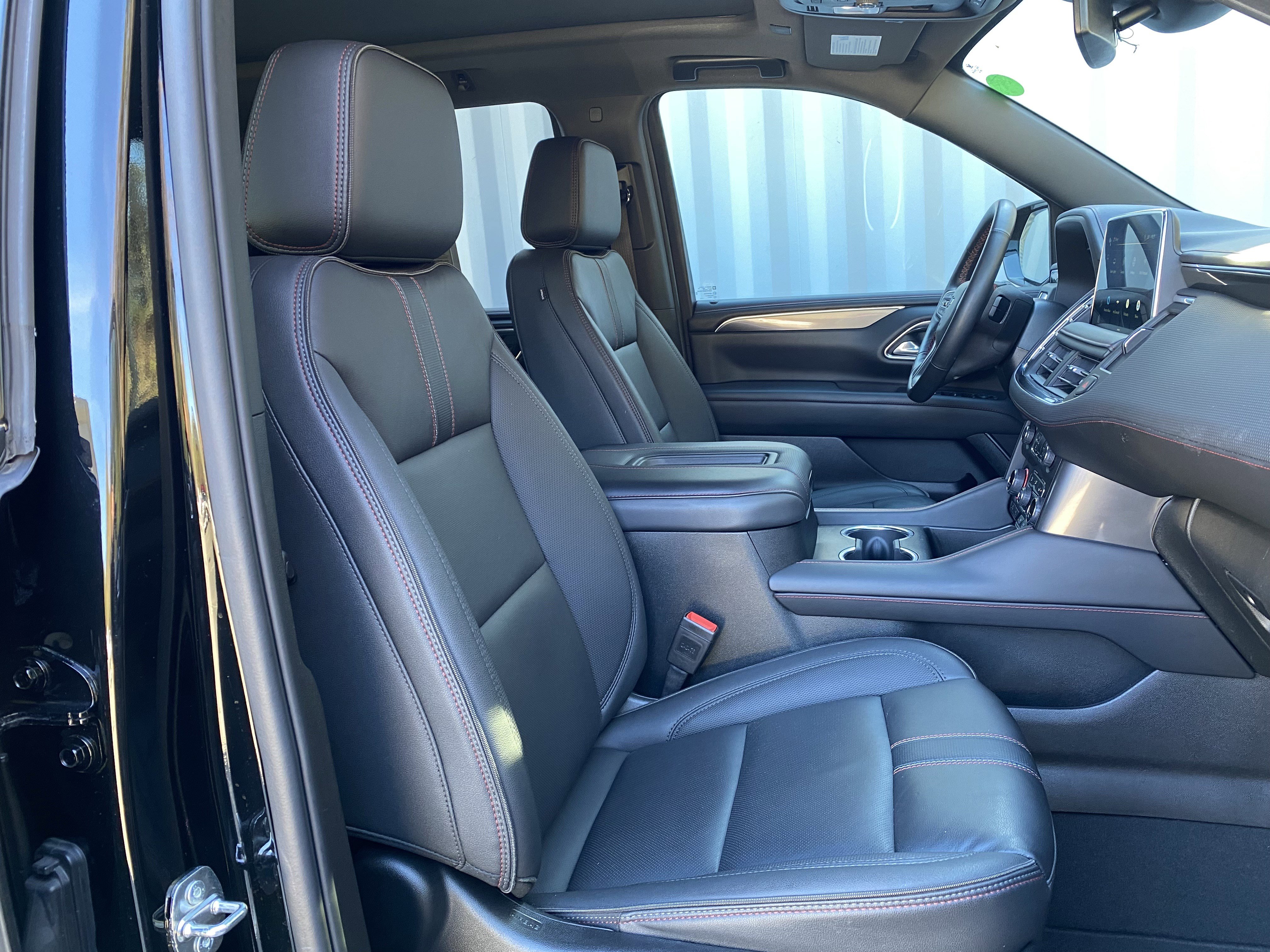 Used 2024 Chevrolet Tahoe RST image 35