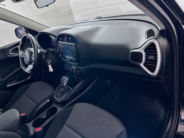 Used 2021 Kia Soul GT-Line image 28