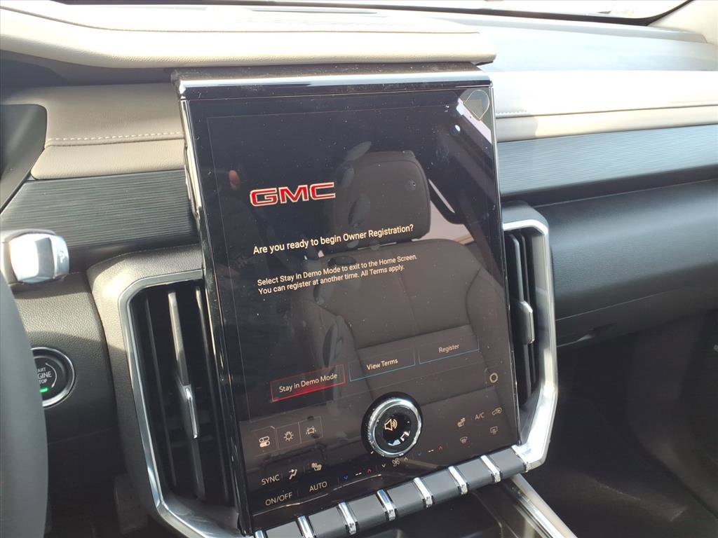 New 2026 GMC Acadia Elevation image 18