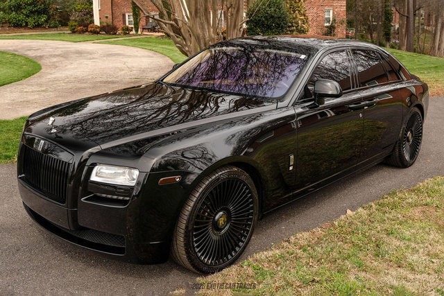Used 2014 Rolls-Royce Ghost image 14