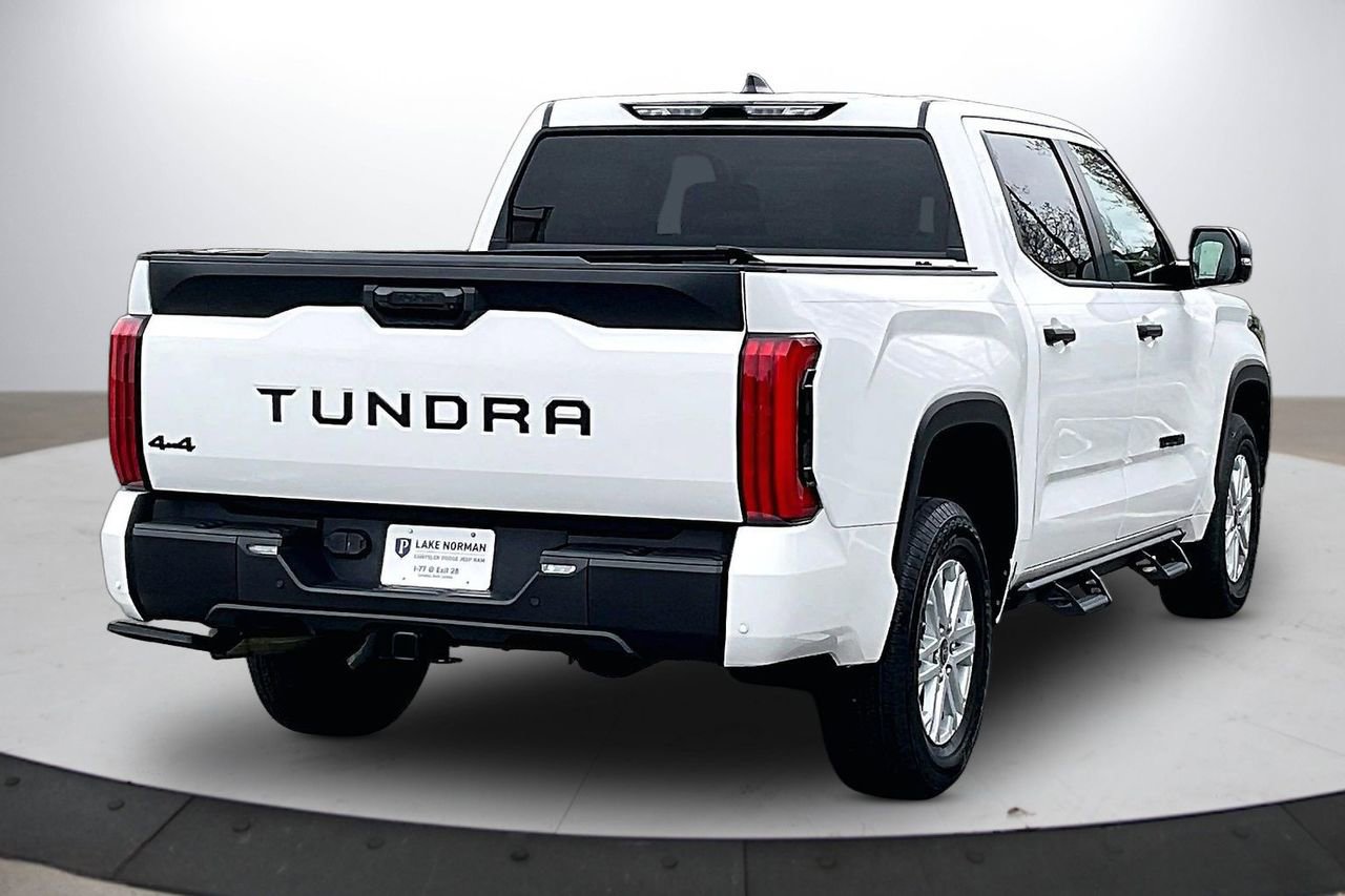 Used 2024 Toyota Tundra SR5 w/ SR5 Convenience Package image 9
