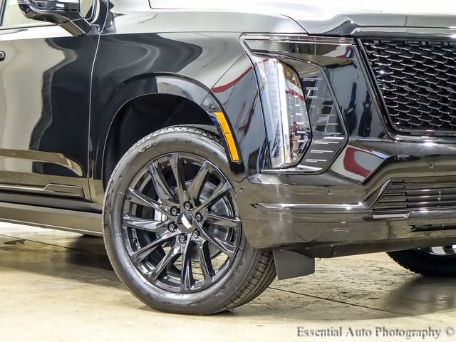 New 2026 Cadillac Escalade ESV Sport w/ LPO, ONYX Package AWD/4WD image 4
