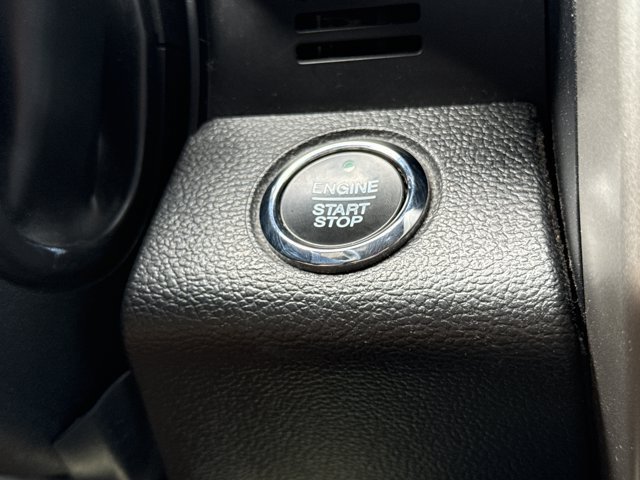 Used 2021 Ford F250 Lariat w/ Lariat Ultimate Package AWD/4WD image 26