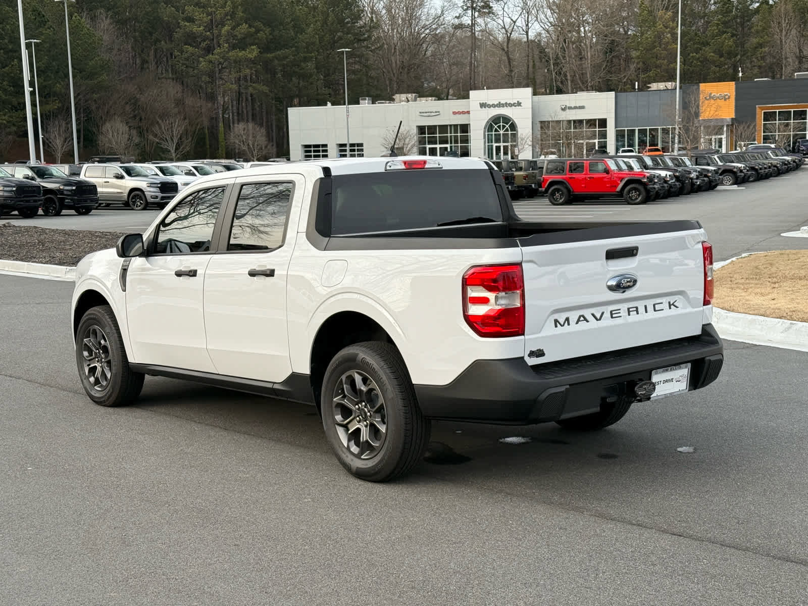 Used 2024 Ford Maverick XLT image 3