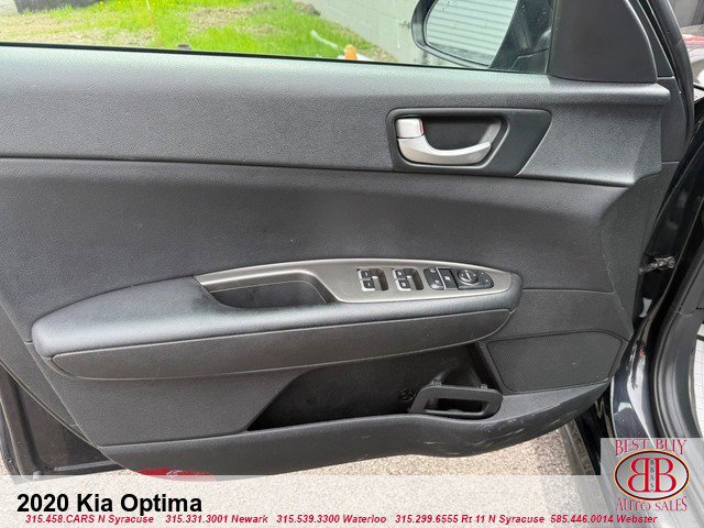 Used 2020 Kia Optima S w/ S Panoramic Sunroof Package FWD image 14