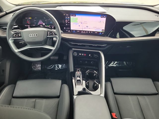 Certified 2025 Audi Q5 Premium Plus w/ Premium Plus AWD/4WD image 12