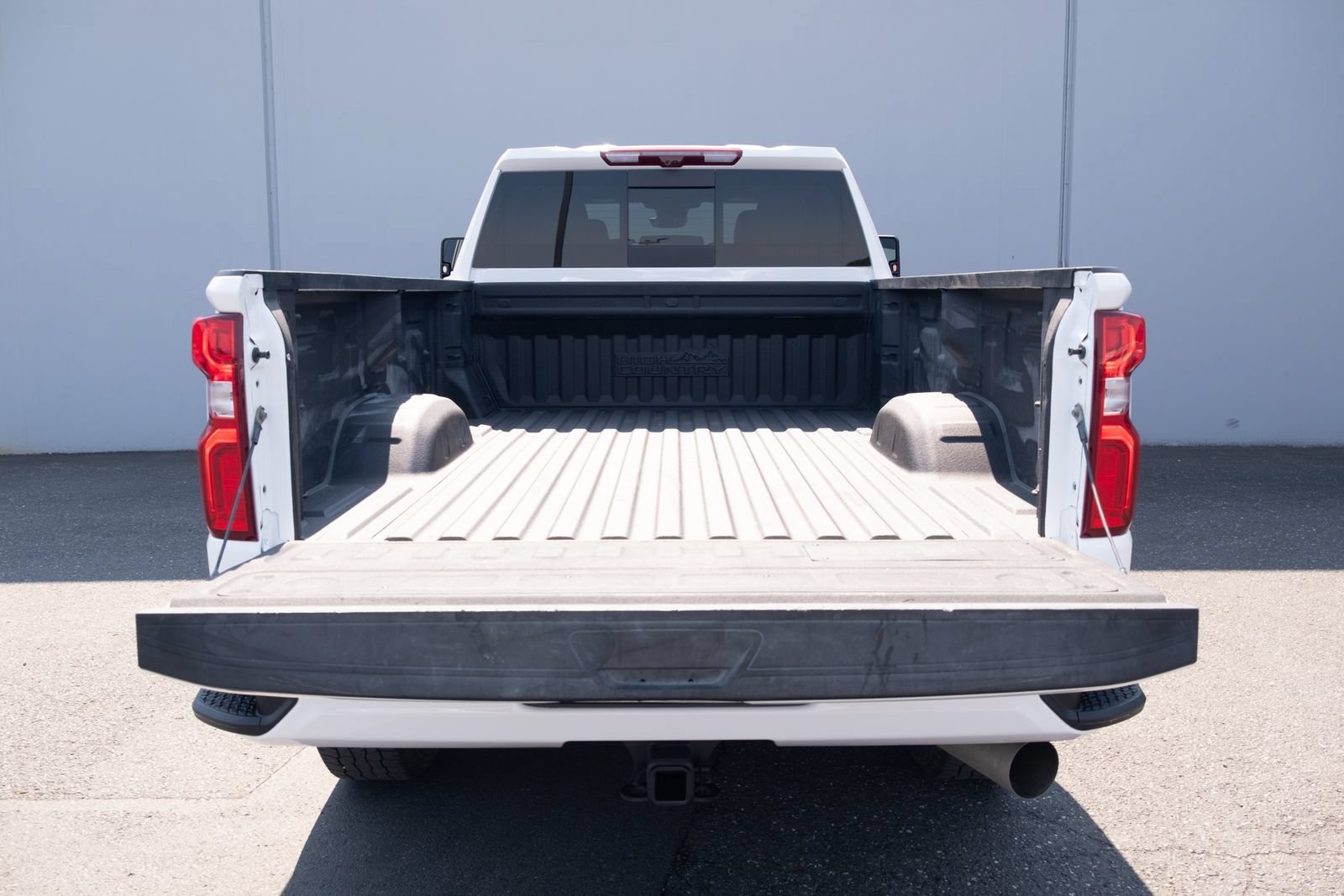 Used 2024 Chevrolet Silverado 3500 High Country w/ Technology Package AWD/4WD image 28
