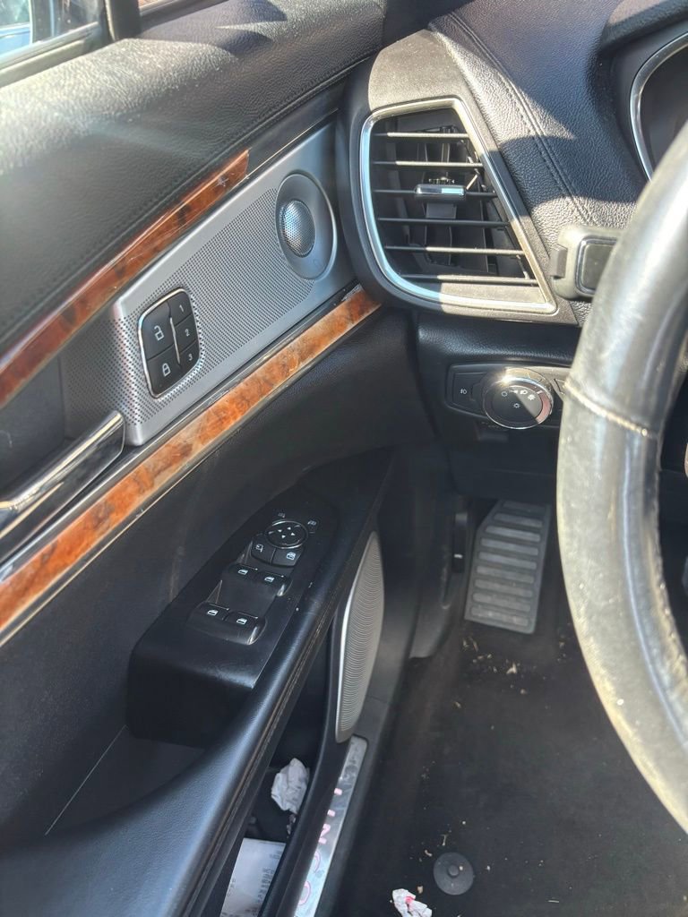 Used 2020 Lincoln Nautilus Reserve w/ Equipment Group 202A image 15