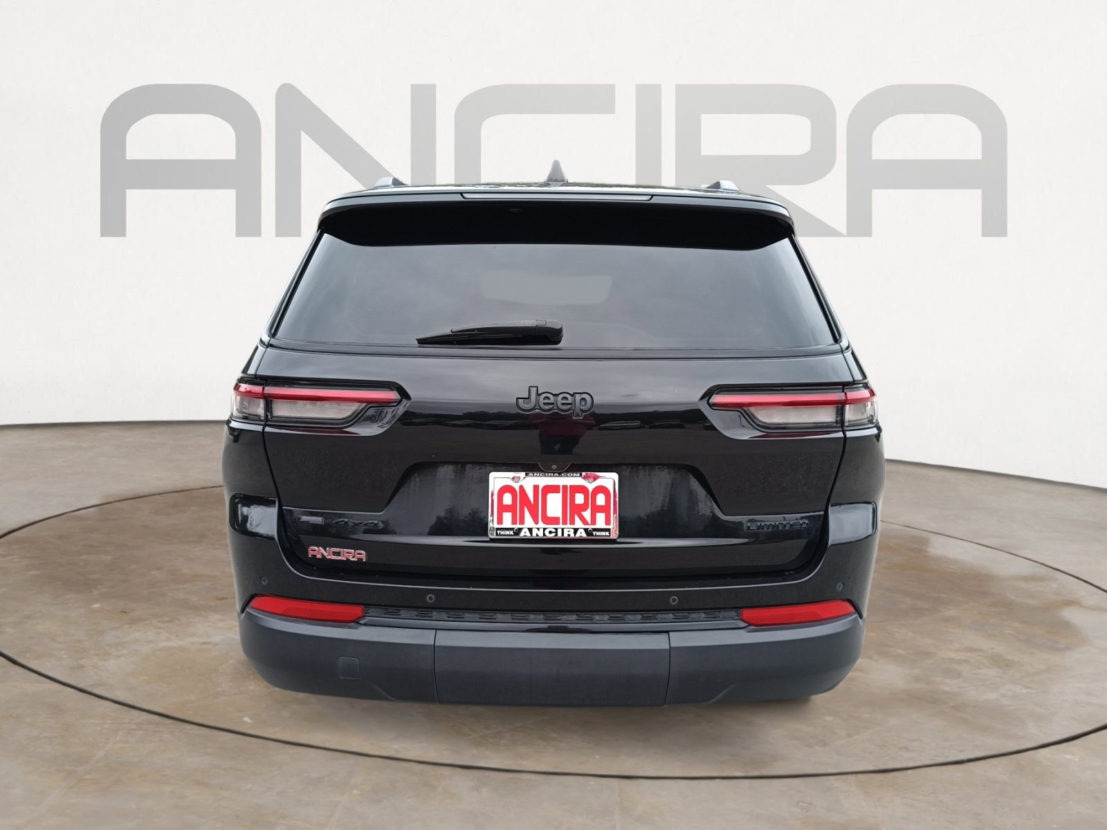 Certified 2022 Jeep Grand Cherokee L Limited w/ Black Appearance Package image 9