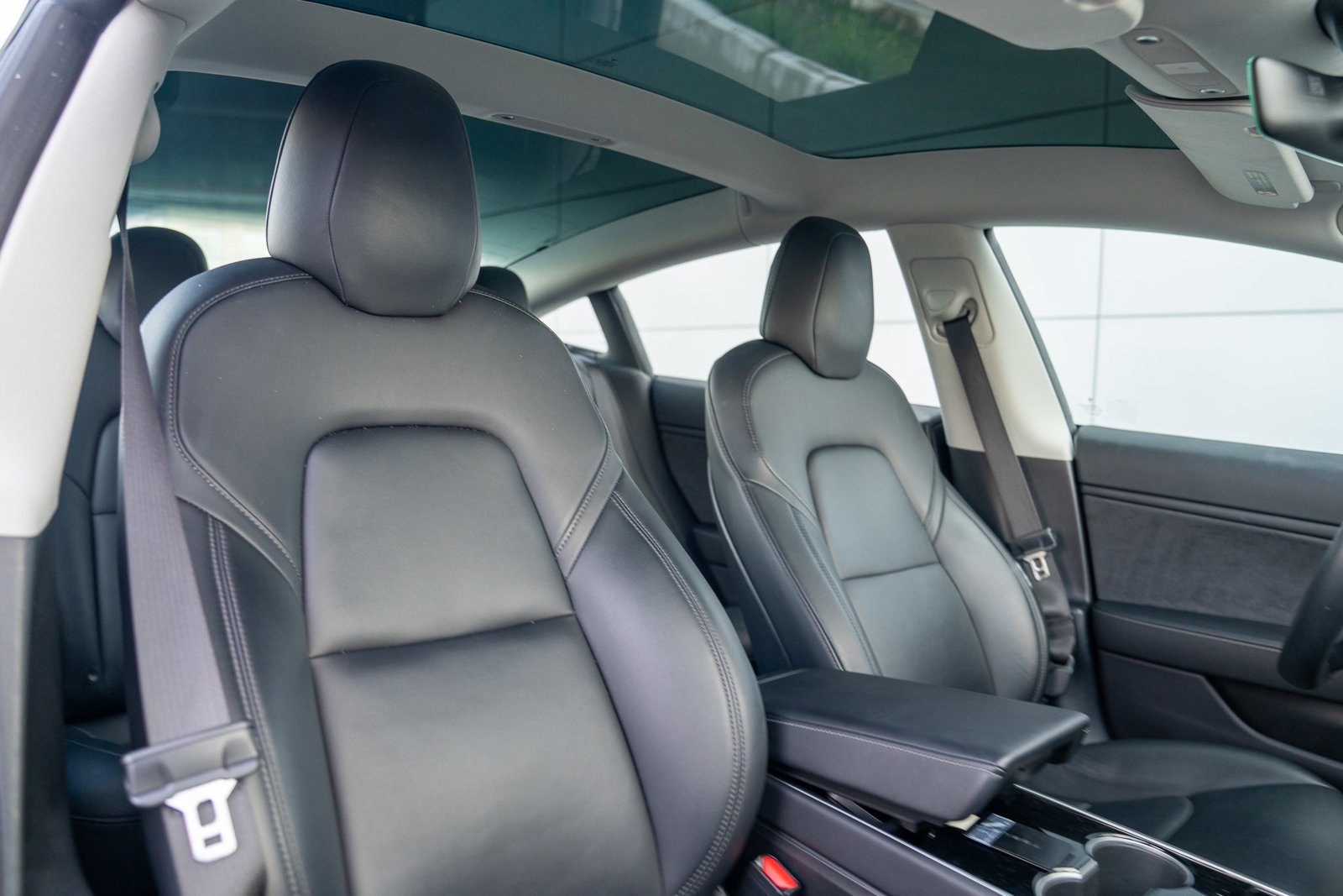 Used 2018 Tesla Model 3 Long Range image 23