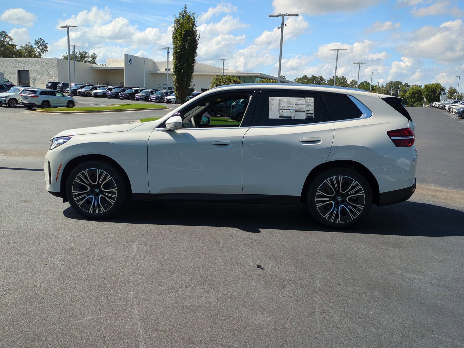 Certified 2025 BMW X3 xDrive30i w/ Premium Package image 7